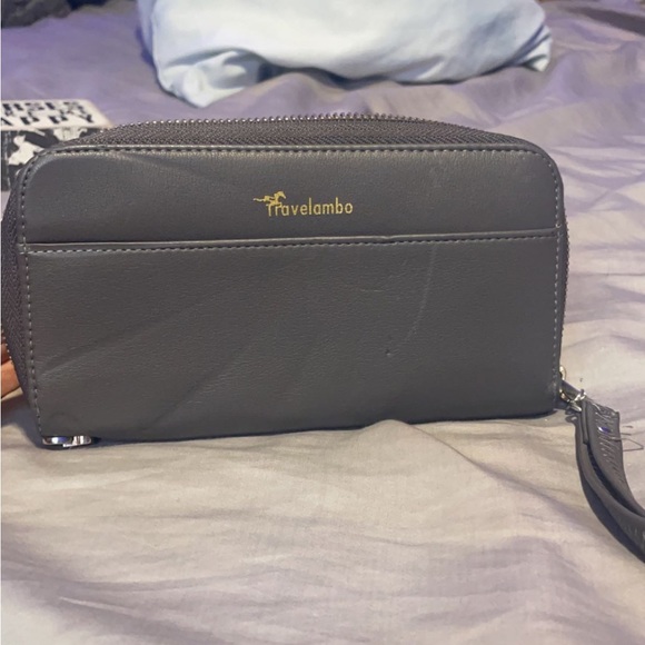 Wallet - Picture 2 of 2